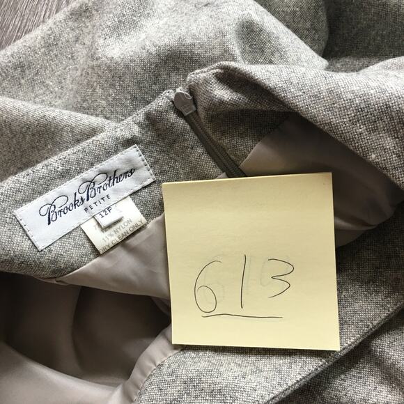 Brooks Brothers Petite Womens Midi Pencil Skirt Lined Wool Silk Blend Size 12 - Picture 10 of 10
